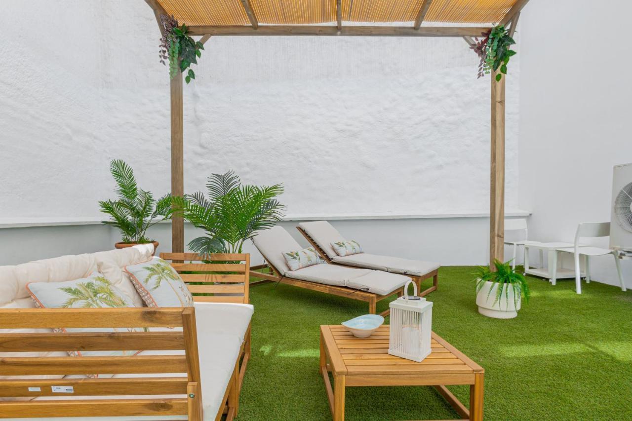 C30 Deluxe Studio With Terrace Into Cathedral Square Apartment Málaga Exterior foto