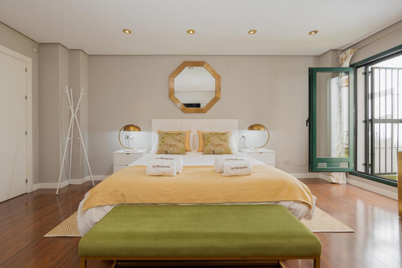 C30 Deluxe Studio With Terrace Into Cathedral Square Apartment Málaga Exterior foto