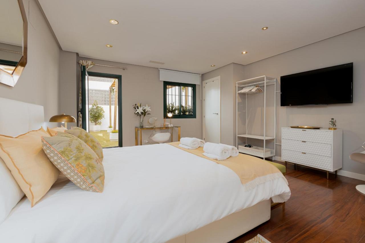 C30 Deluxe Studio With Terrace Into Cathedral Square Apartment Málaga Exterior foto