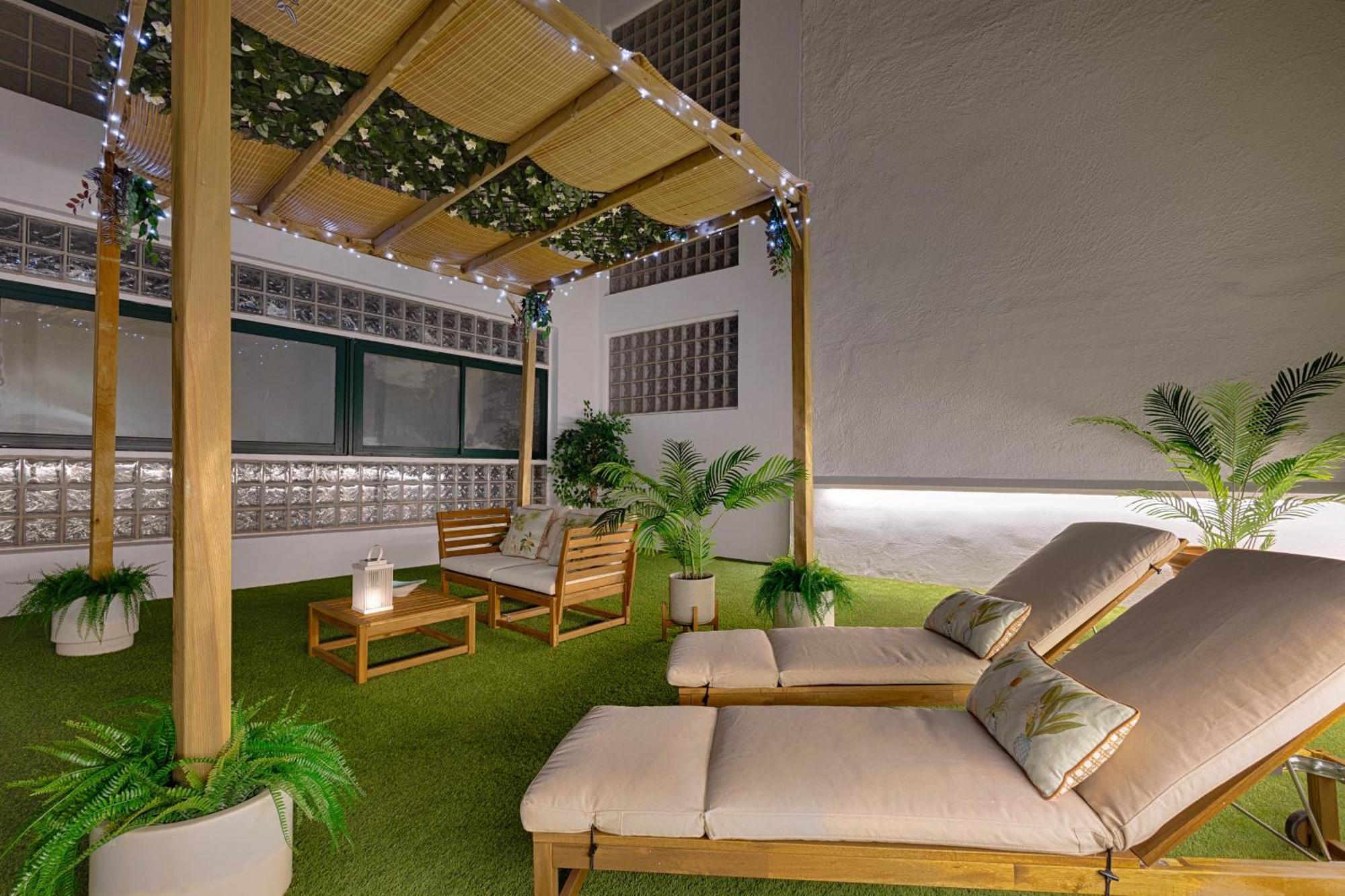 C30 Deluxe Studio With Terrace Into Cathedral Square Apartment Málaga Exterior foto