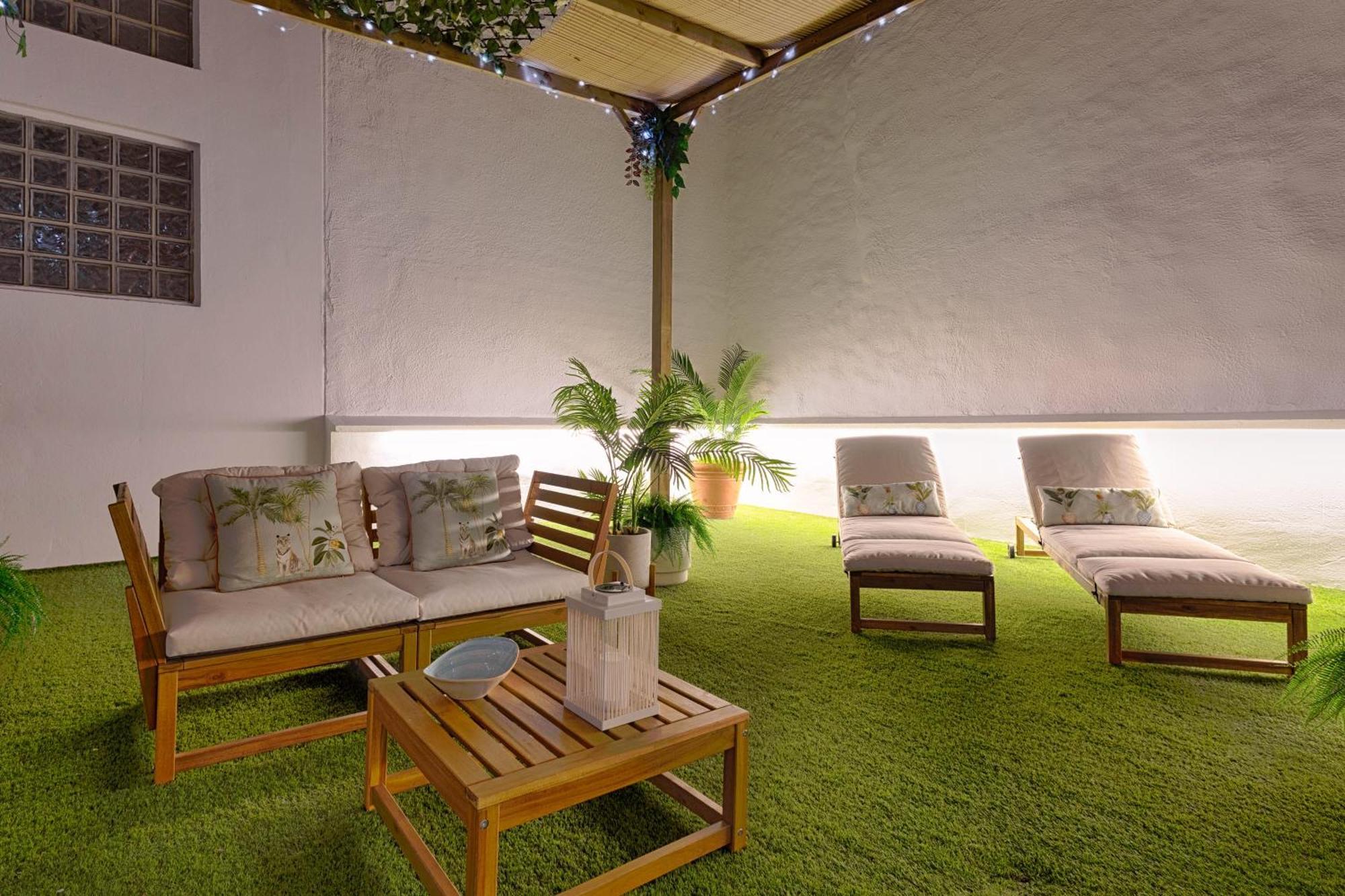 C30 Deluxe Studio With Terrace Into Cathedral Square Apartment Málaga Exterior foto
