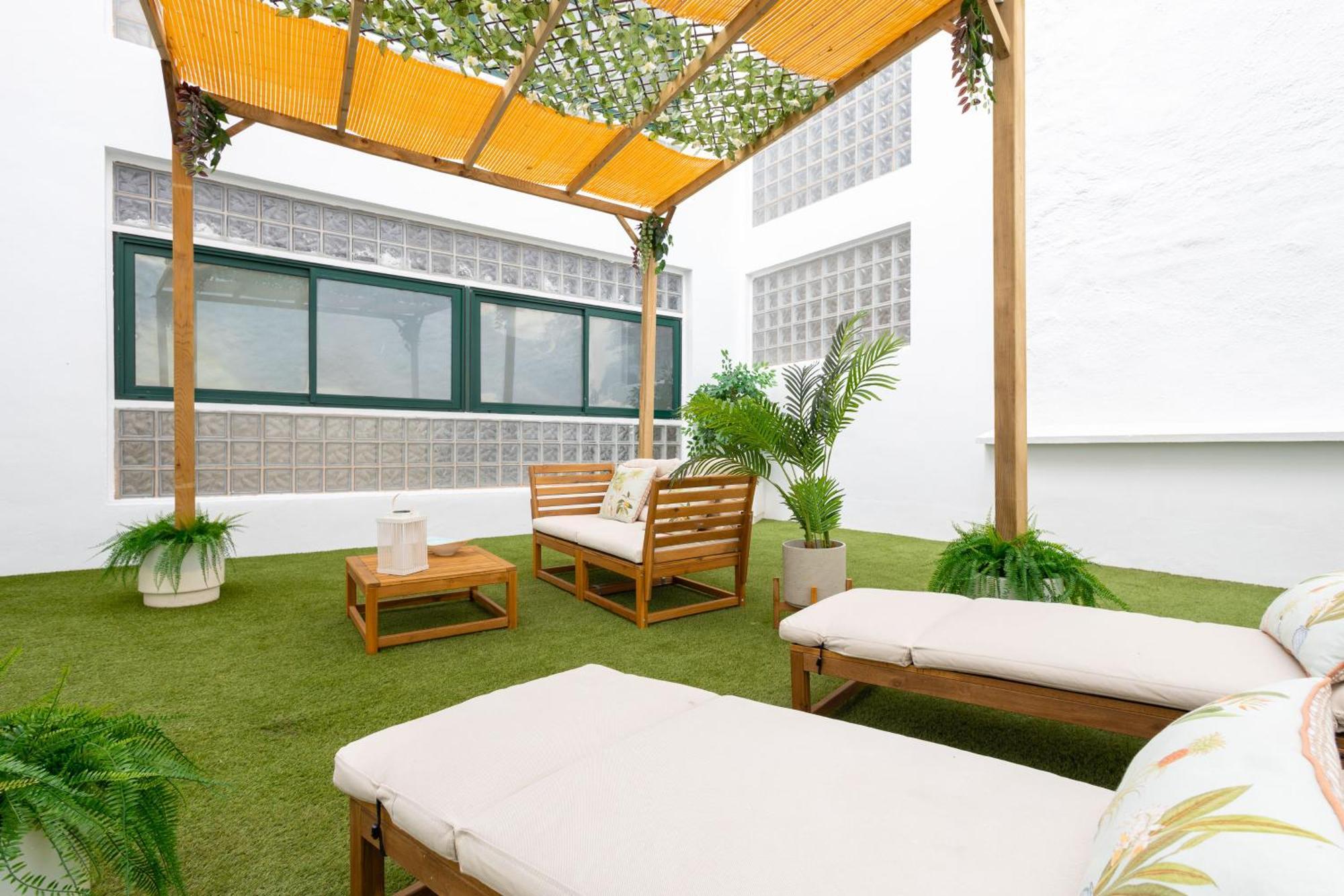 C30 Deluxe Studio With Terrace Into Cathedral Square Apartment Málaga Exterior foto