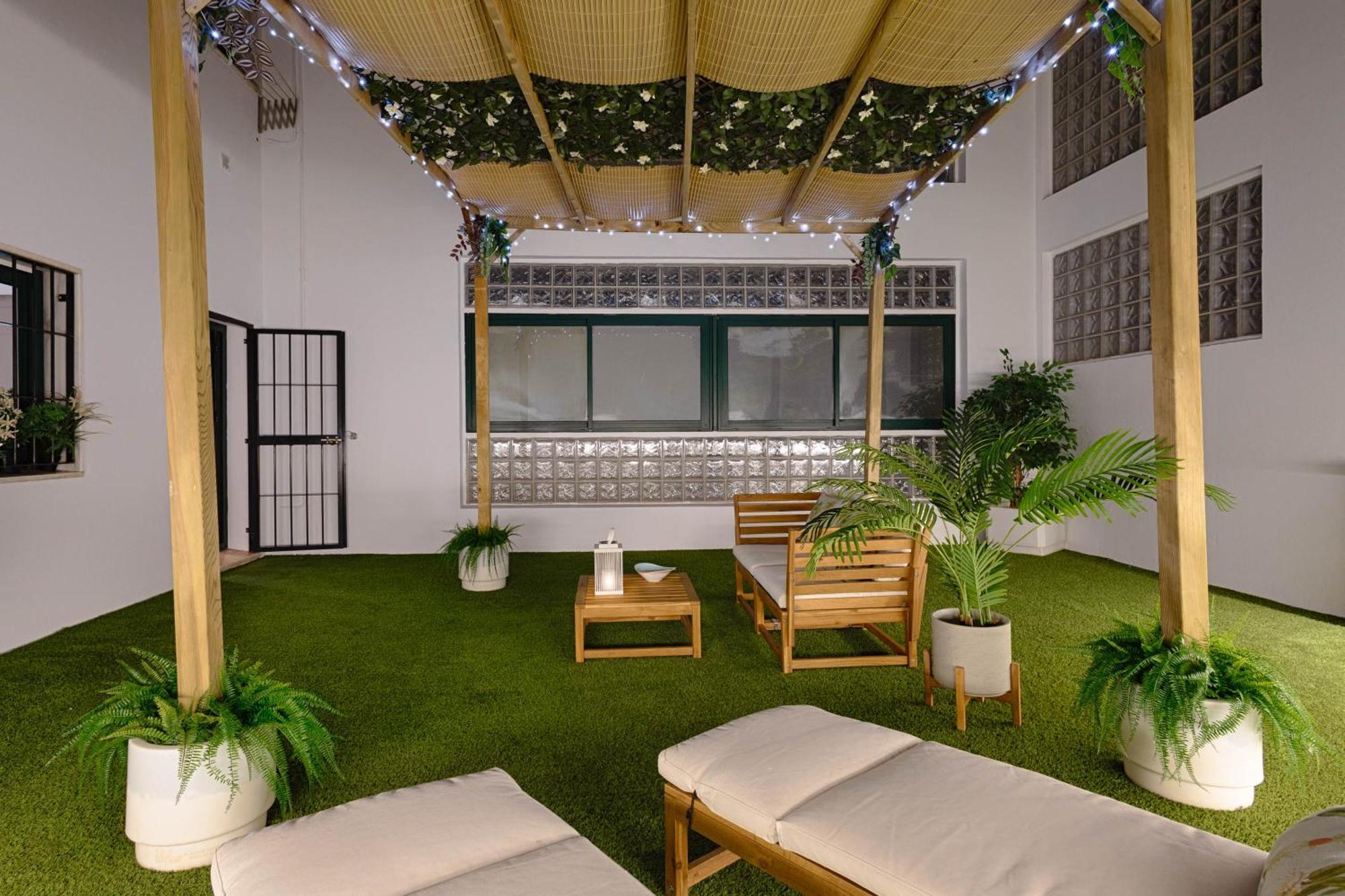 C30 Deluxe Studio With Terrace Into Cathedral Square Apartment Málaga Exterior foto