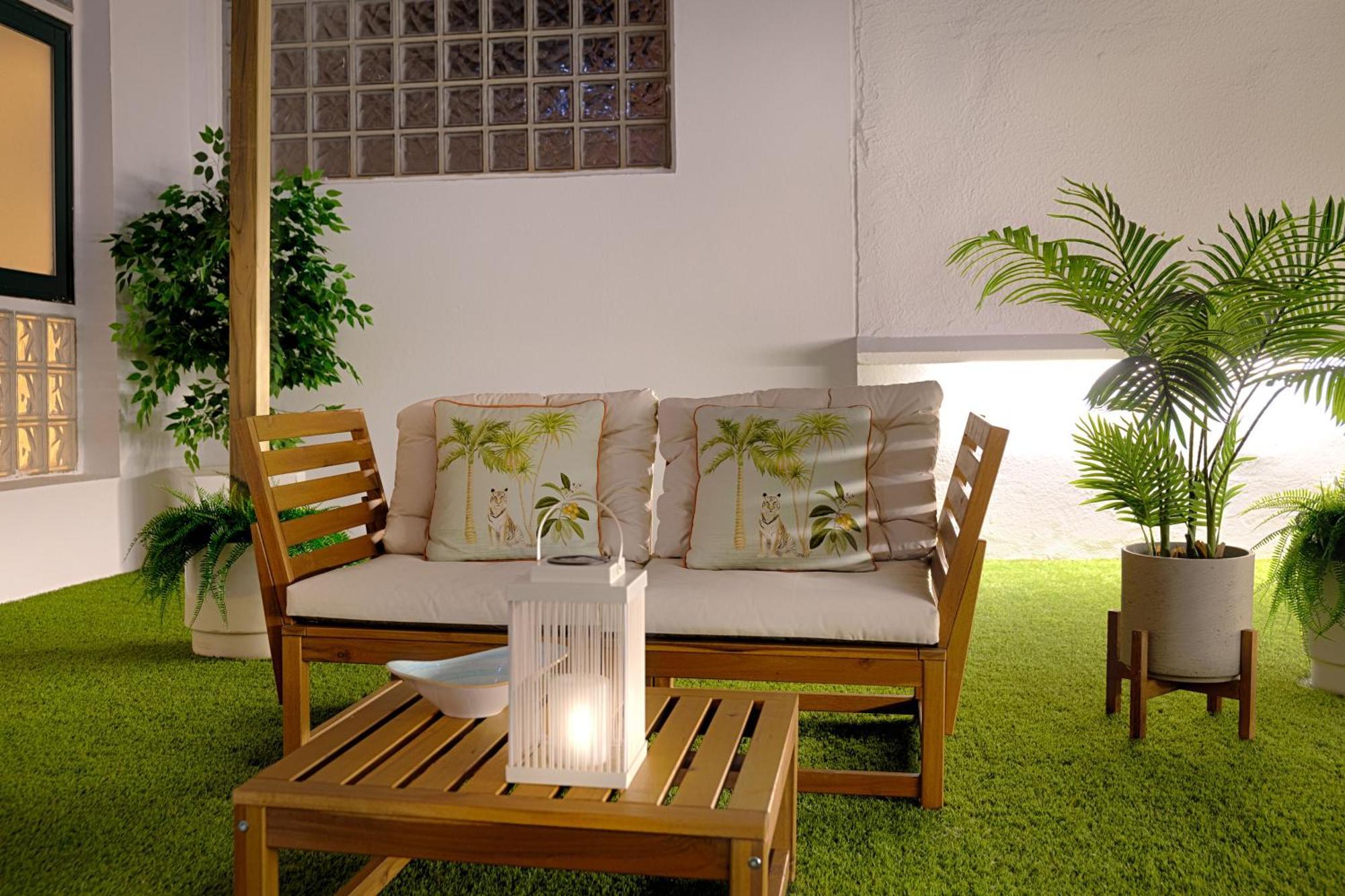 C30 Deluxe Studio With Terrace Into Cathedral Square Apartment Málaga Exterior foto